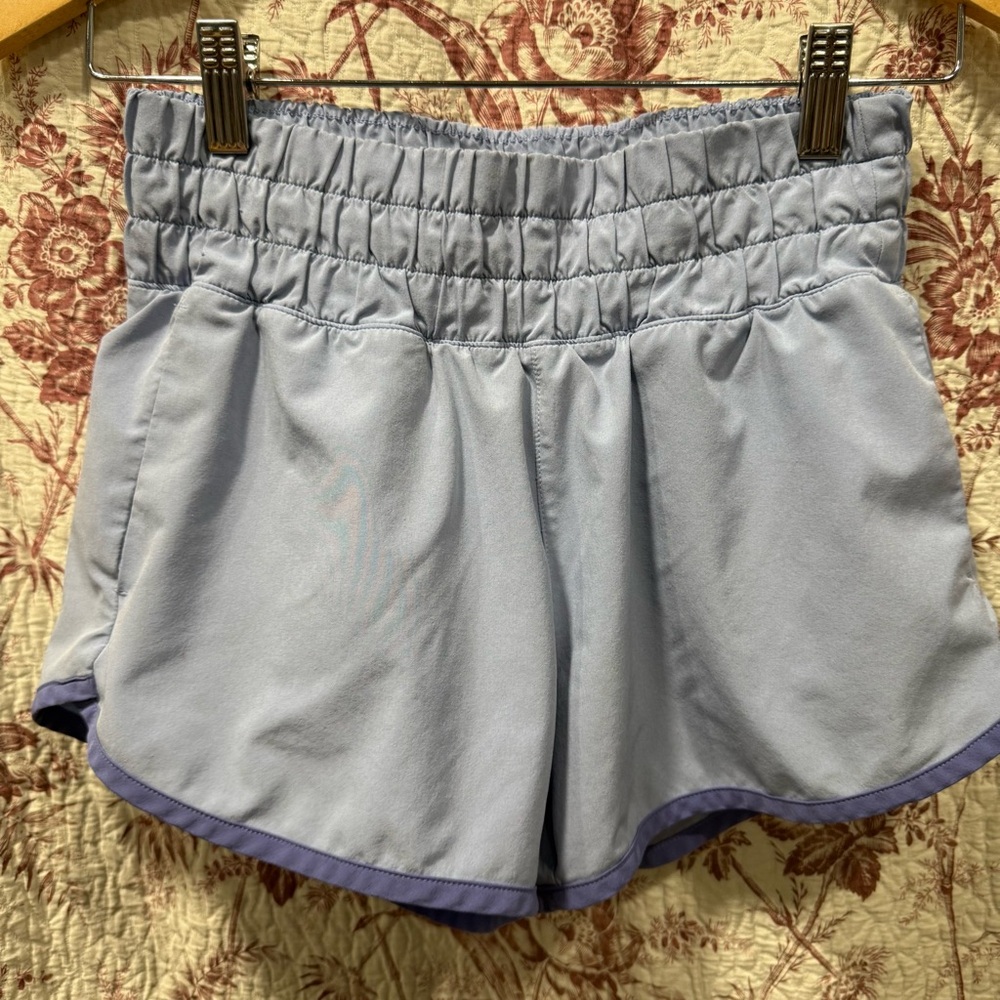 Athleta Girl All Star 2.5” Shorts Light Blue Size L/12